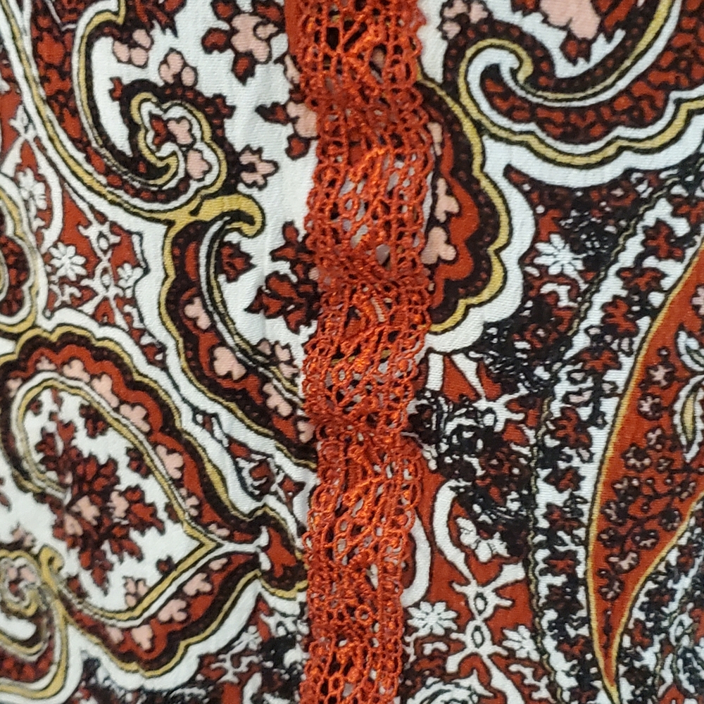 Cato Red and Black Paisley Blouse 18/20W - Picture 4 of 9